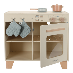 Дървена детска кухня