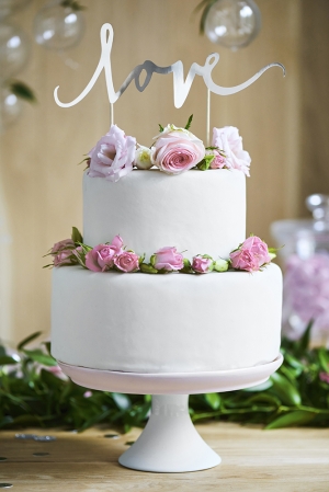 Топер за торта Love – сребърен