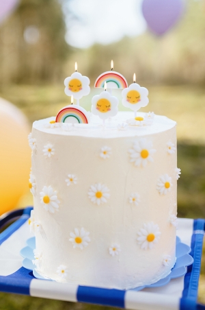 Свещички за торта с маргаритки и дъги